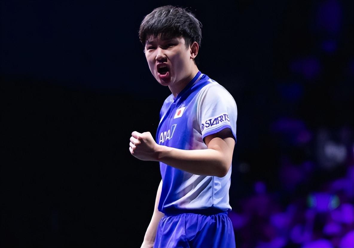 他在亚锦赛, jpg